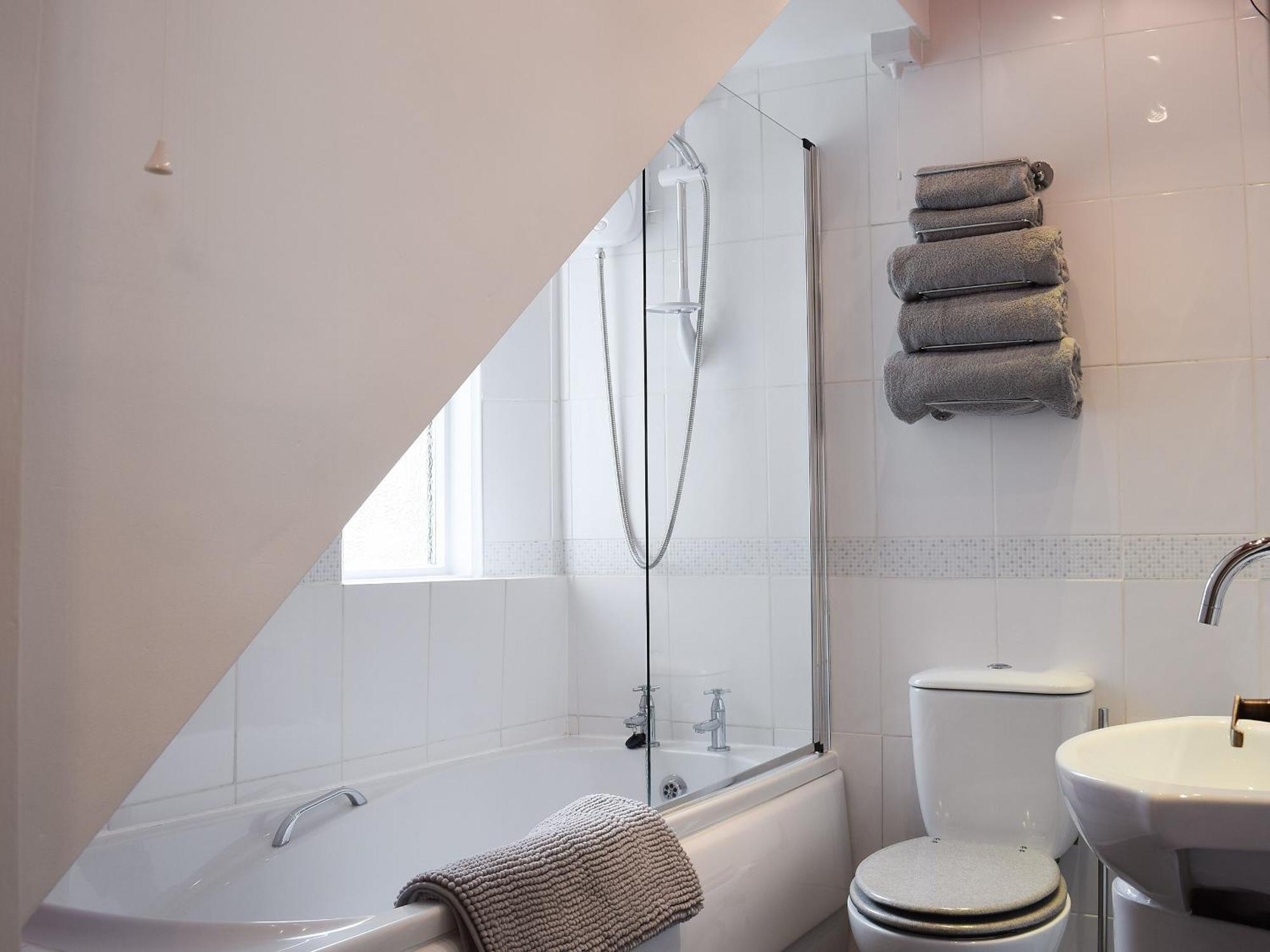 Honeyz Hideaway Villa Whitby Exterior foto